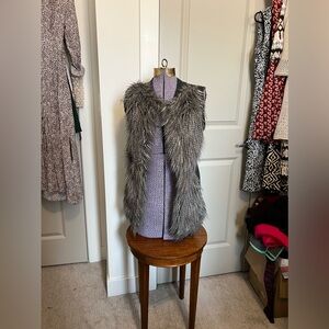 H&M faux-fur knitted vest